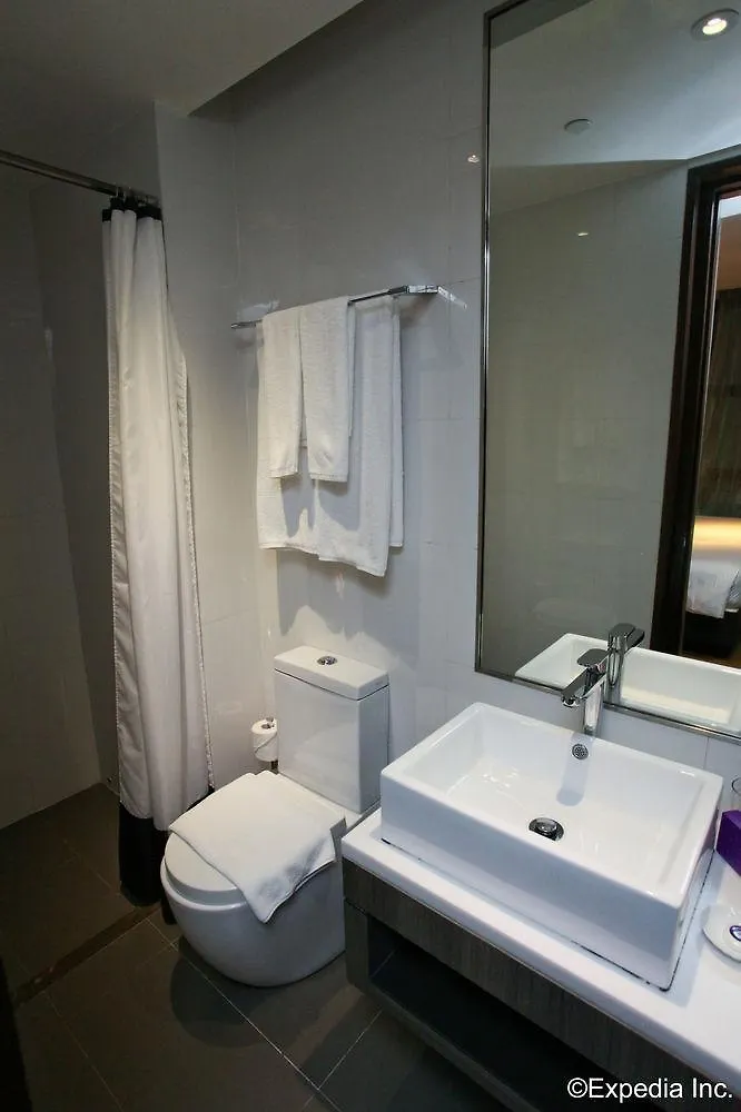 Aqueen Hotel Kitchener Szingapúr