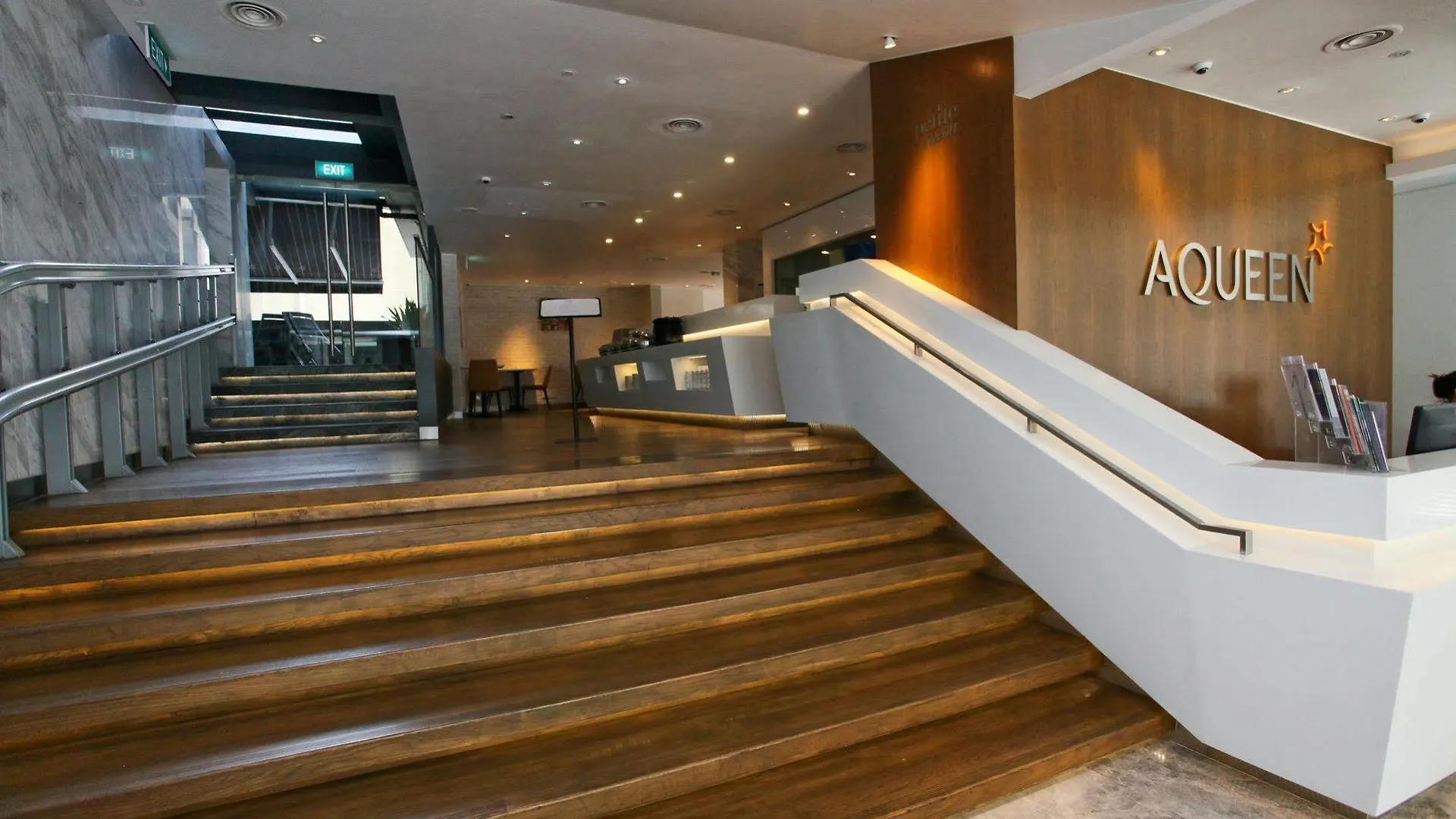 Aqueen Hotel Kitchener Szingapúr