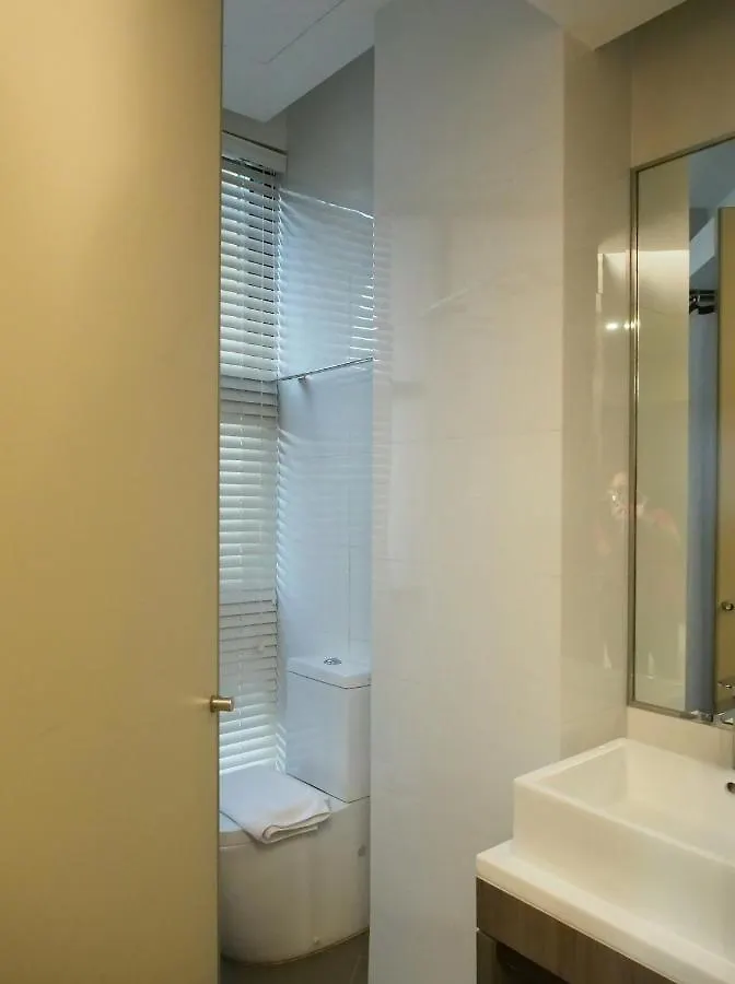 Aqueen Hotel Kitchener Singapore 3*,  Singapore