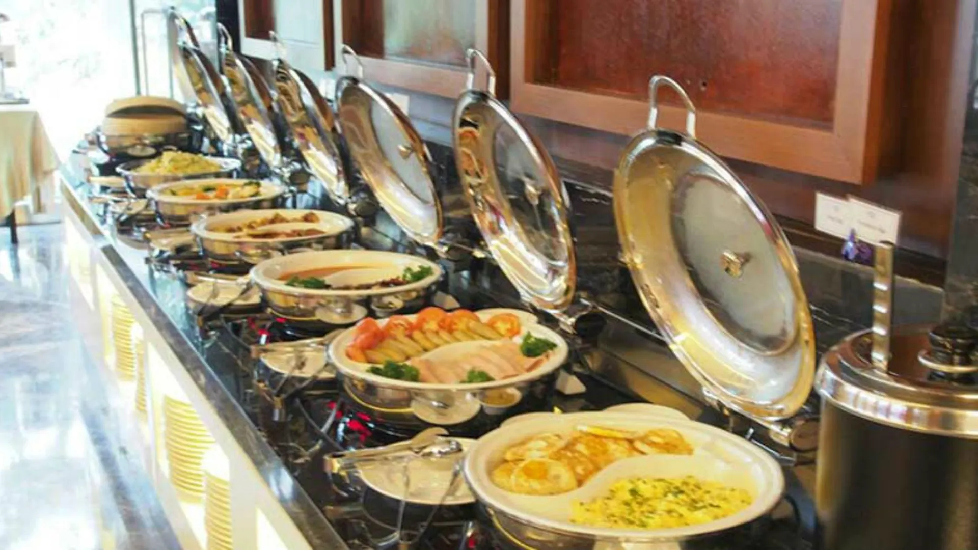Aqueen Hotel Kitchener Singapore