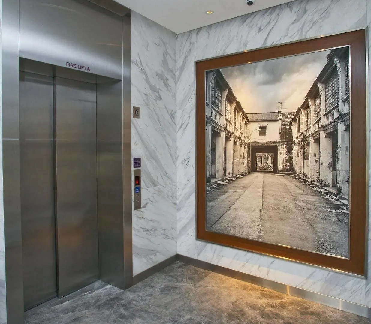 Aqueen Hotel Kitchener Singapore