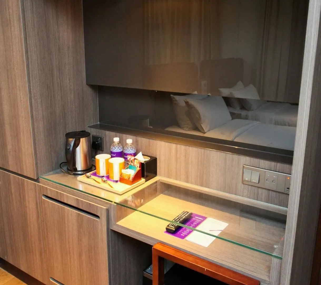 Aqueen Hotel Kitchener Singapore
