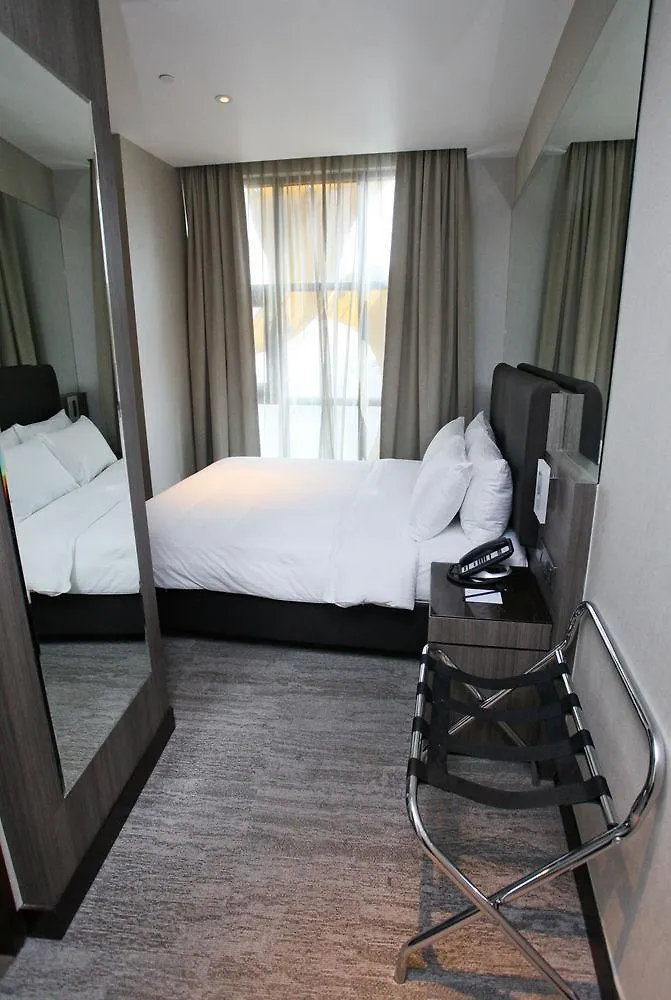 Aqueen Hotel Kitchener Singapore Singapore