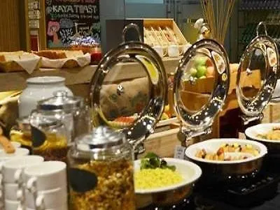 Aqueen Hotel Kitchener Singapore