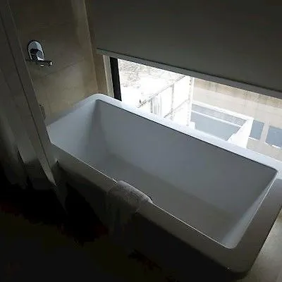 Aqueen Hotel Kitchener Singapore