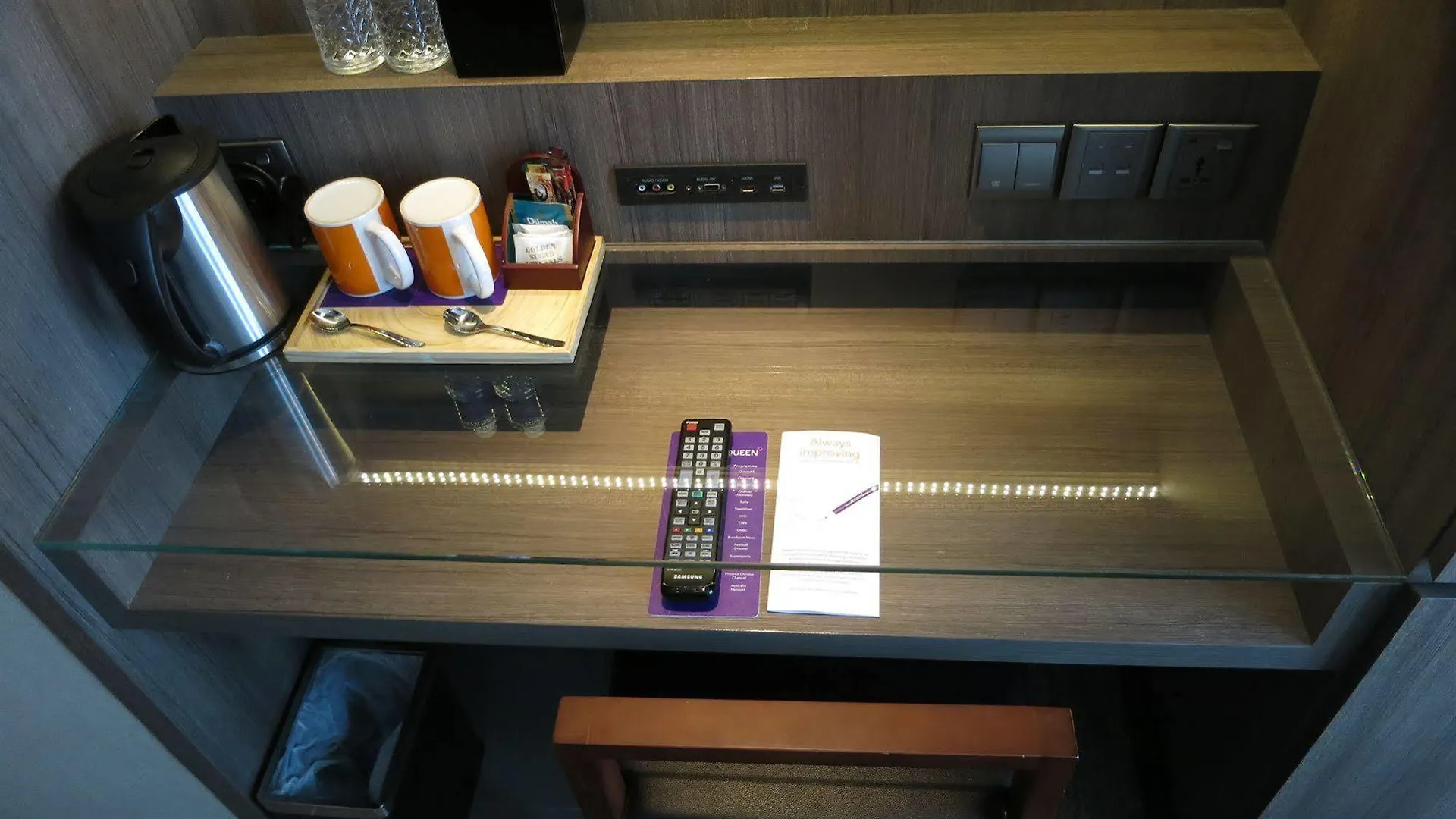 Aqueen Hotel Kitchener Singapore