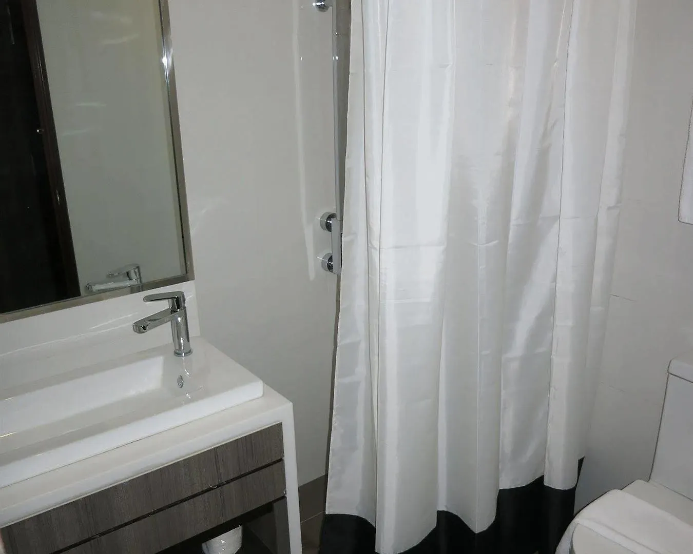 Aqueen Hotel Kitchener Singapore Singapore